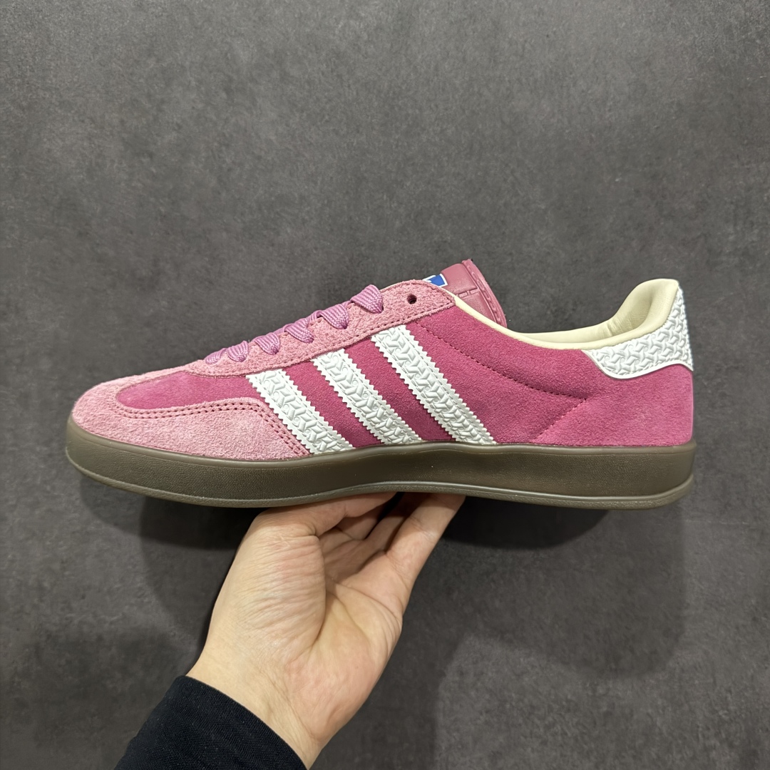 图片[2]-【GQ纯原福利】AD Original Gazelle Indoor 德训二代六色福利供应 之前高价零售特供批次 原厂定制长毛翻毛皮组合环保纤维革鞋面材质 内置环保海玻璃鞋垫 外置RB橡胶大底 产品品控稳定性领先行业 原厂全套原楦原纸板冲刀磨具开发 原厂皮料加持 原厂港宝加持定型后跟 尺码：35.5-44（38 42.5断）-选品中心