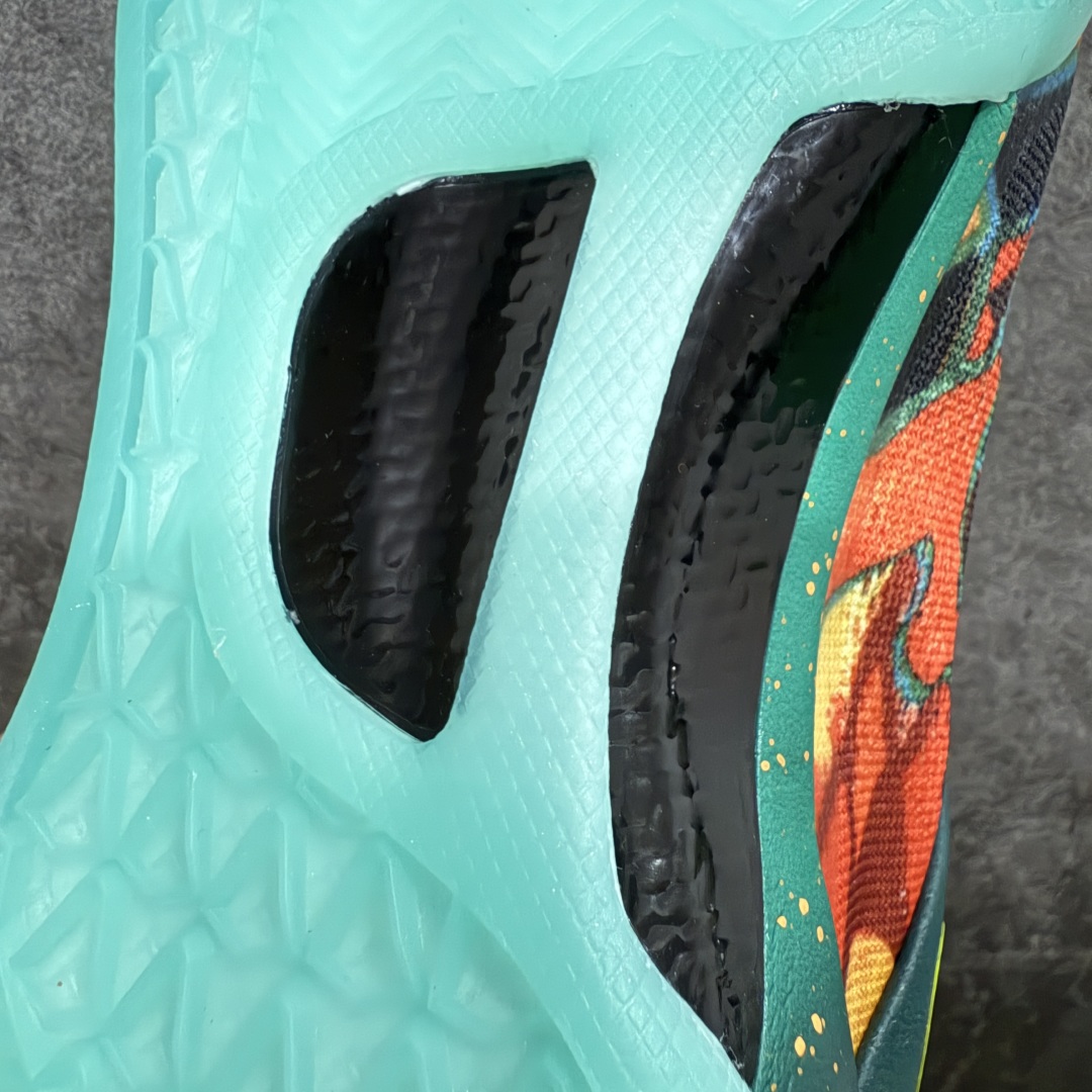 图片[12]-【GX纯原】Nike Kobe 8 Protro \”What The Kobe\” 舒适复古 防滑耐磨 低帮 篮球鞋 男女同款 橙蓝 2025版 HM9621-900 完美复刻公司货 React科技鞋垫加持 实战配置直接拉满 原楦纸板开发 鞋身流线型、后跟塑形 区分土肥圆 原厂针织鞋面一针一线匹配原版 全身鞋材卡料色独家定制 唯一万针立体刺绣SWOOSH 真实底模最大50.5 实战利器 专供海外市场 独立原厂模具 首批不拼图大几率过验 亲测已过 支持各种高强度实战 无需担心 补货周期极长 脚宽建议买大半码 科比系列前掌偏窄 支持七天无理由退换 尺码： 40 40.5 41 42 42.5 43 44 44.5 45 45.5 46 47.5 48.5 49.5 50.5-选品中心