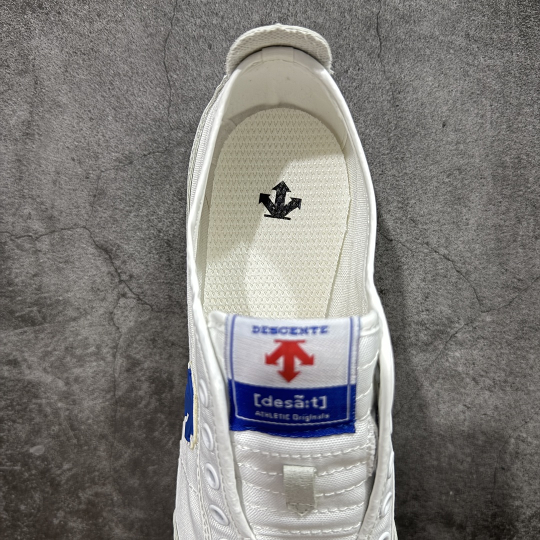  
【公司级】DESCENTE CHRON 迪桑特 帆布一脚蹬 复古透气休闲鞋
轻松方便的一脚蹬设计 搭