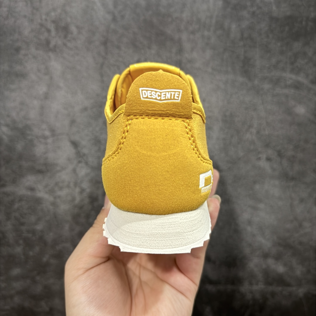  
【公司级】DESCENTE CHRON 迪桑特 帆布一脚蹬 复古透气休闲鞋
轻松方便的一脚蹬设计 搭