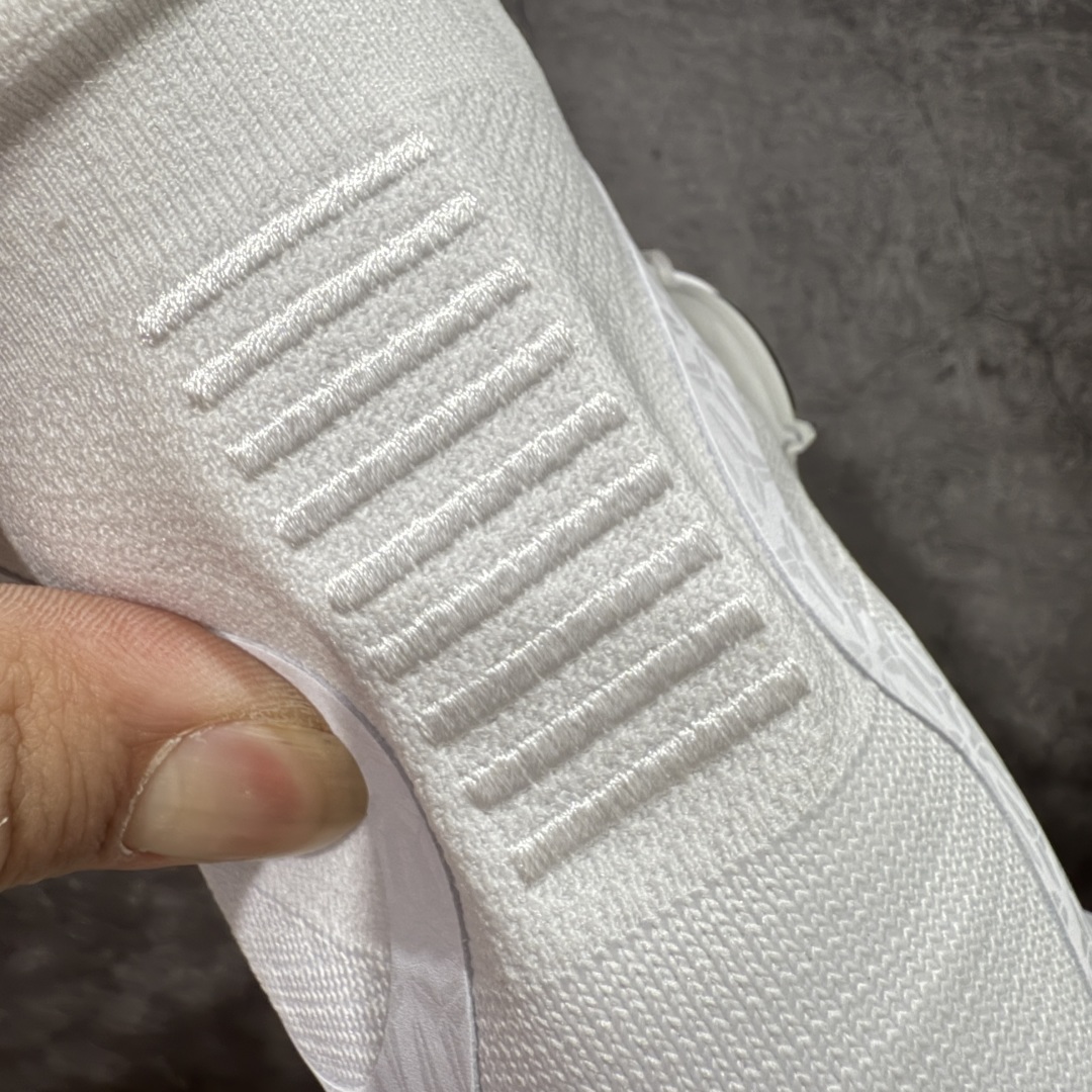 图片[2]-【灭世纯原】NK KOBE 9 ELITE PROTRO \”HALO\” 灭世纯原 科比9代精英高帮 纯白 FZ7335-100 市场最强科比9代精英版 独家出货 原楦打造灵动版型 鞋头➕腰身➕后跟 360°无死角 原厂工艺3层立体编织flyknit鞋面 厚度同步ZP吊打市场“纯原” 原厂碳板加持 立体感区分市场货品 区分市场货品 过验级拉帮细节 内置全新复刻版中底鞋垫 REACT缓震 密度增加抗衰减 针对海外市场增加 47.5 满足精英选手实战需求 尺码： 39-47.5-选品中心