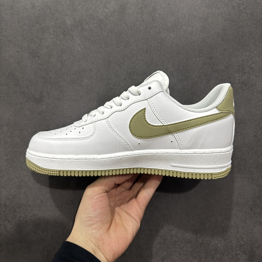  
【纯原平台版特价】Nike Air Force 1 Low 空军一号系列
品质细节材料都非常好
工厂