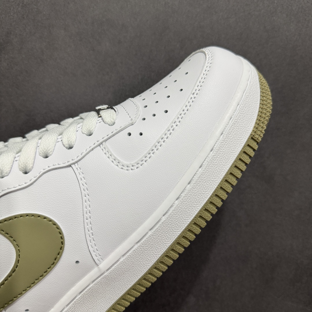  
【纯原平台版特价】Nike Air Force 1 Low 空军一号系列
品质细节材料都非常好
工厂