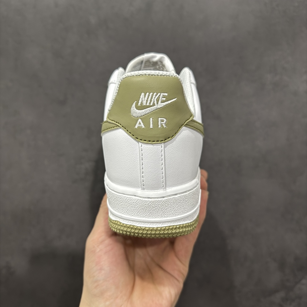  
【纯原平台版特价】Nike Air Force 1 Low 空军一号系列
品质细节材料都非常好
工厂