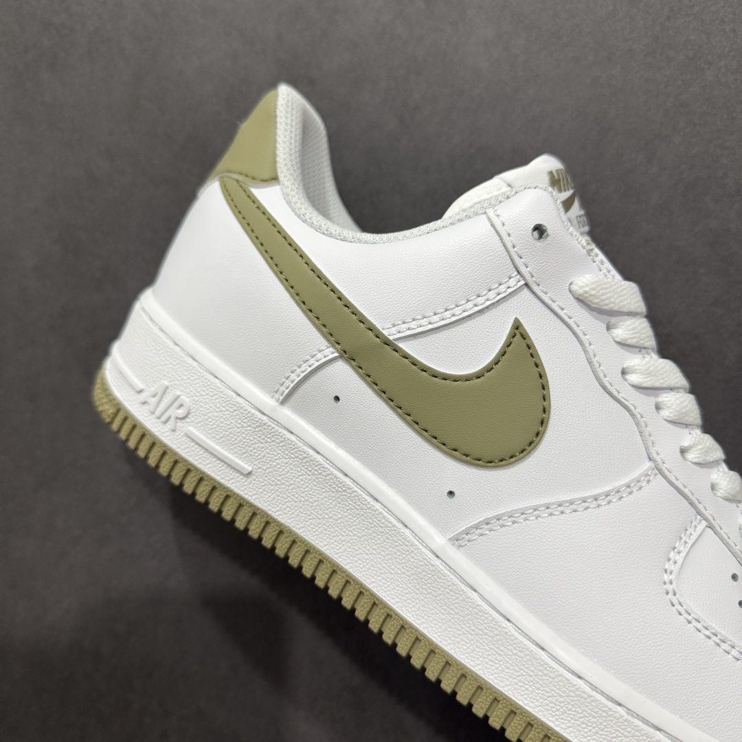  
【纯原平台版特价】Nike Air Force 1 Low 空军一号系列
品质细节材料都非常好
工厂