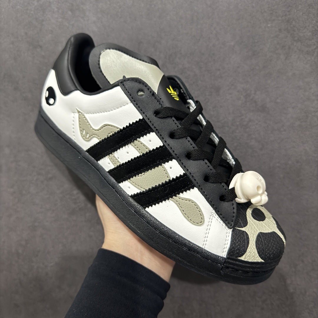 ADIDAS SUPERSTAR 82 三叶草经典贝壳头系列 新款休闲板鞋潮流运动鞋 JQ8778