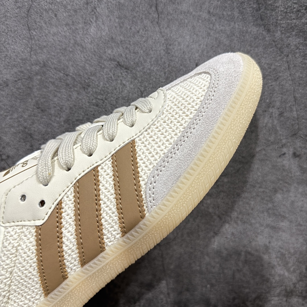  
【正确版】Adidas Samba  桑巴舞街头系列德训运动板鞋 
采用固色翻毛皮组合牛剖革鞋面材质
