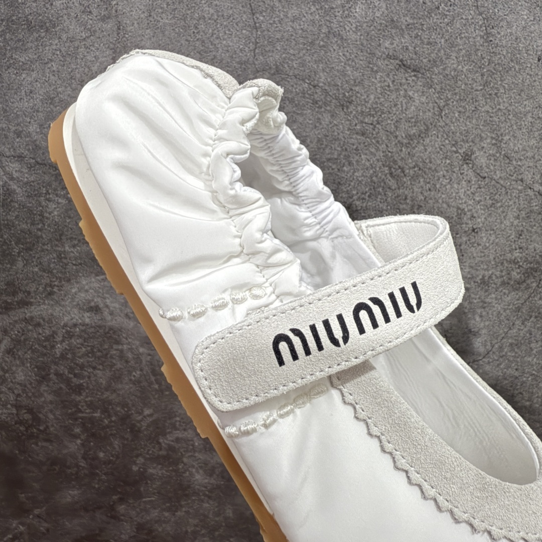 280  【广东纯原版本】MiuMiu/缪缪25ss早春走秀新款一脚蹬懒人鞋玛丽珍芭蕾舞鞋