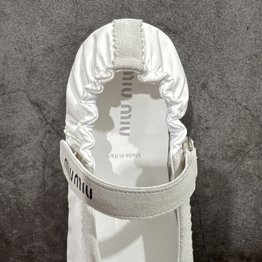 280  【广东纯原版本】MiuMiu/缪缪25ss早春走秀新款一脚蹬懒人鞋玛丽珍芭蕾舞鞋