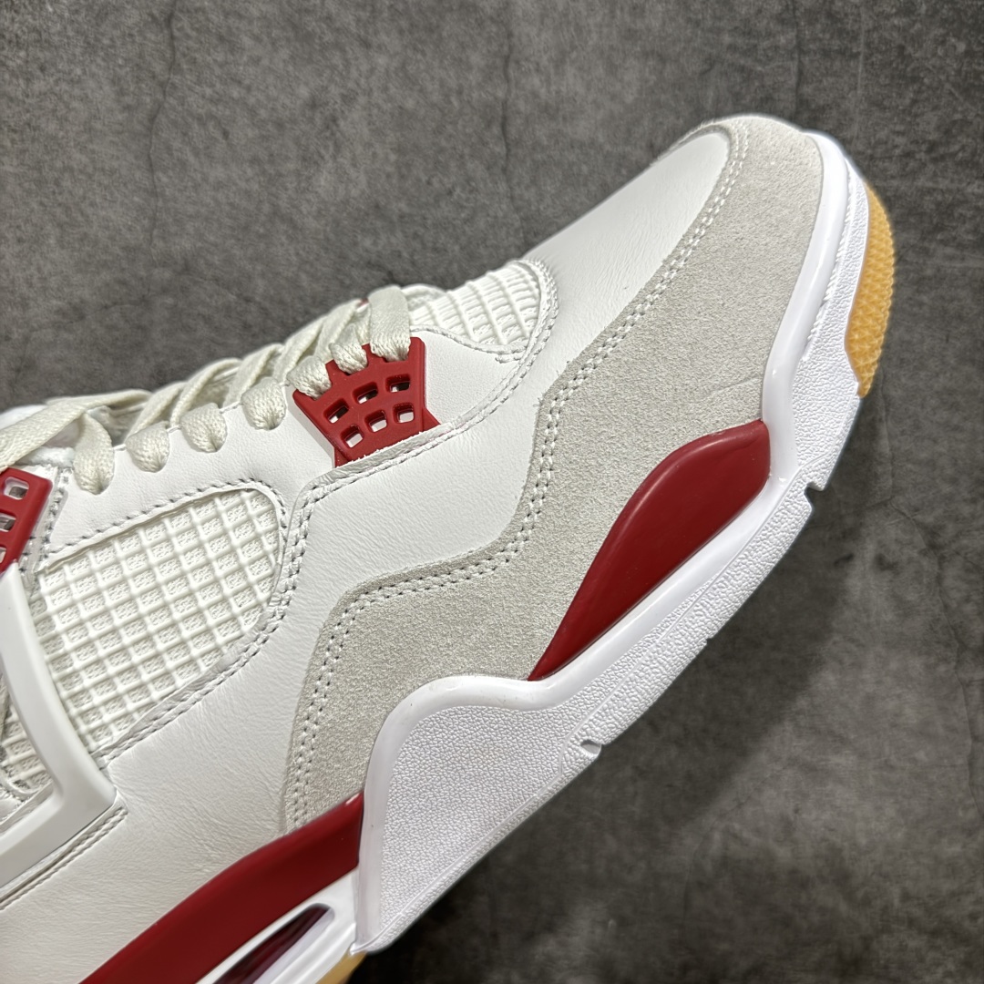 380  【原厂版】NK SB x Air Jordan AJ4 联名白红 DR5415-106