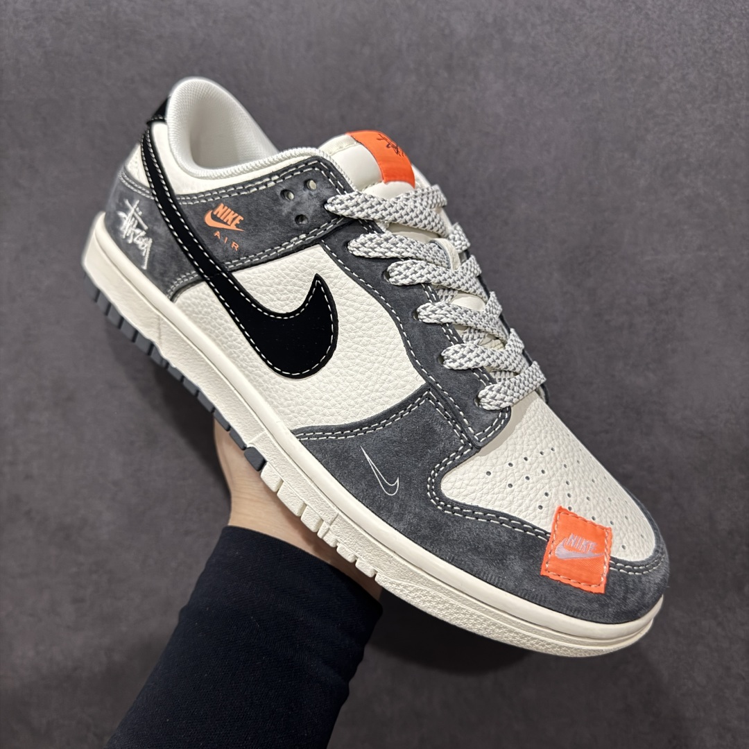 【定制版】Nike SB Dunk Low x Stussy 白黑灰小布标 MM1089-026