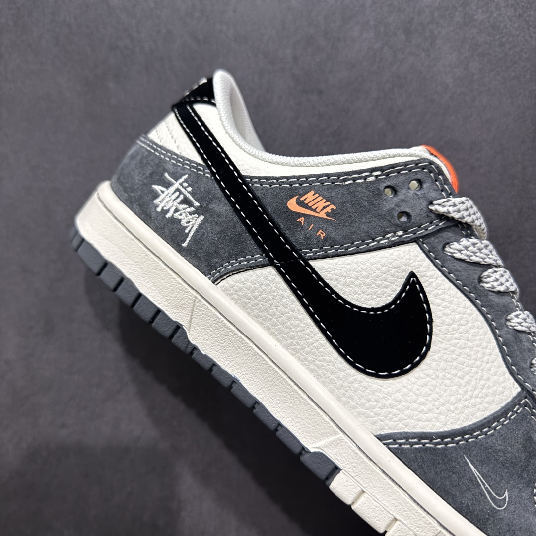 【定制版】Nike SB Dunk Low x Stussy 白黑灰小布标 MM1089-026