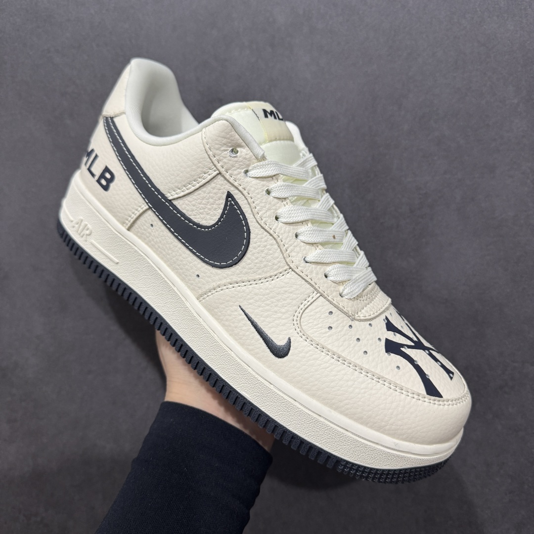 【定制版】Nike Air Force 1'07 Low MLB联名 鞋面涂鸦 空军一号低帮休闲板鞋 DF0188-051