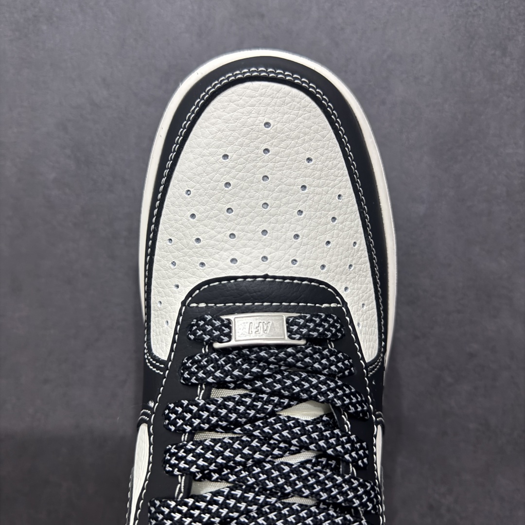 260  Nike Air Force 1 Low 07 x Supreme 黑白双小钩满天星 HH7518-053