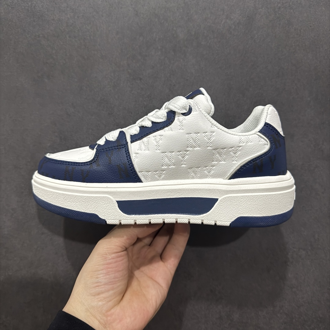 图片[2]-【公司级】MLB Chunky Liner Basic 复古印花学长鞋系列低帮轻量增高厚底百搭休闲运动慢跑鞋板鞋 Korea韩国联名NY美国榄球纽约洋基队限定 韩国代购专供 全套原楦原纸板原厂数据开发 正确中底拉帮中底网布细节 平台代购专供 左脚内置芯片 韩国代购吊牌标贴 独家一比一RB+MD组合大底 高频后跟小人Logo精准对位立体饱满 正确网布加超迁鞋面 转印中底走线紧密 转印Logo工艺表层防刮不掉色 尺码：35 36 36.5 37.5 38 38.5 39 40 40.5 41 42 42.5 43 44 45-选品中心