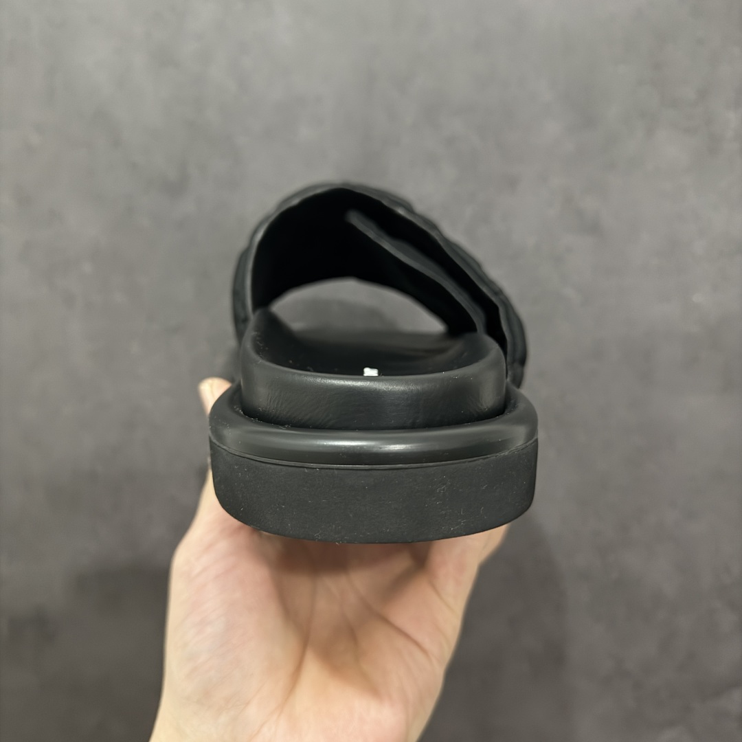 图片[4]-【纯原礼盒版】LOUIS VUITTON 路易威登2024 𝐬𝐬💛春夏最新爆款魔术贴系列 情侣款厚底拖鞋 代购级别稀品上新💫 鞋面：LV进口5D打印花布，牛皮内里 大底：原版开模大底 原版全套礼盒包装 尺码： 35-45 底高4.5cm-选品中心