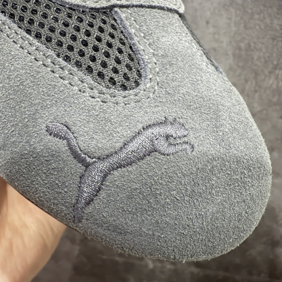 图片[3]-【Top纯原版】彪马PUMA Speedcat Archive Speed Cat系列美拉德风 舒适百搭 防滑耐磨 低帮 生活休闲鞋 男女同款 灰色 403902-03 目前市场最优版本 无论是版型 细节 烫金走线 完全碾压市场任意版本 欢迎对比🆚 工厂耗时3个月开发 原装档案原数据纸版楦型 采用固色翻毛皮鞋面材质(正确二次成型\’猛帮\’成型工艺🆚区别市面版本!!) 外置原数据开发轻量耐磨橡胶大底💪🏻 全球知名运动品牌PUMA宝马赛车系列 融合了宝马车队的标志性配色 以趣味十足又前卫复古的设计引领潮流 将赛道精神融入街头时尚 开启前卫竞速之旅 主打前卫复古风 Roma鞋款的鞋侧以复古的流线造型 缀以宝马经典Logo 巧妙吸睛 而Speedcat鞋款以亮眼三色条纹元素缀以舒适鞋面 赋予了独特的个性美学 演绎赛车的无尽能量 尺码：36-45-选品中心