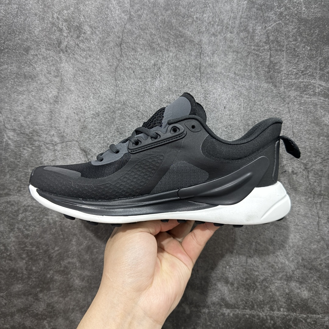  
Lululemon W Chargefeel Workout Low 露露乐檬查奇系列低帮健身训练透