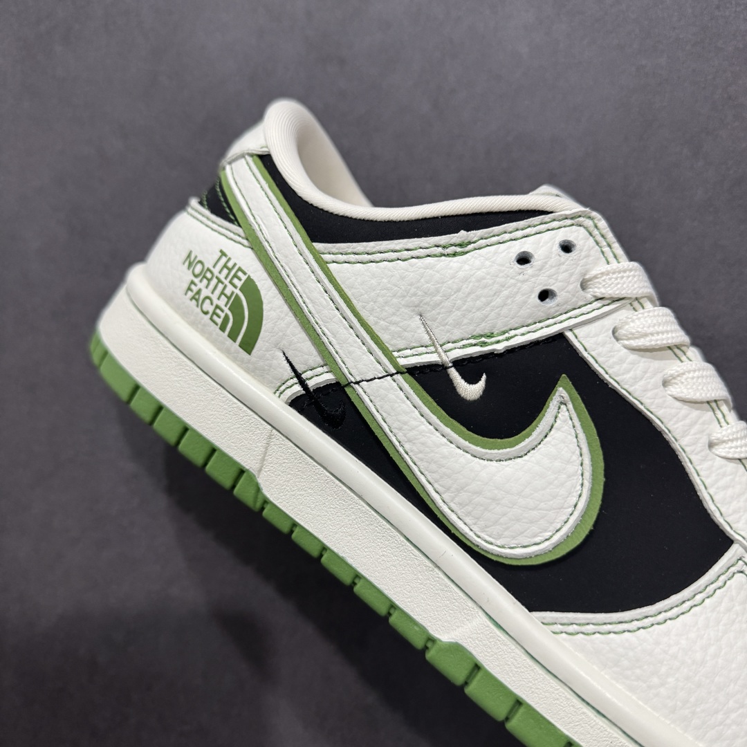  
【定制版】Nike SB Dunk Low 北面联名 奶白黑绿 周年高端定制 低帮休闲板鞋
#定制