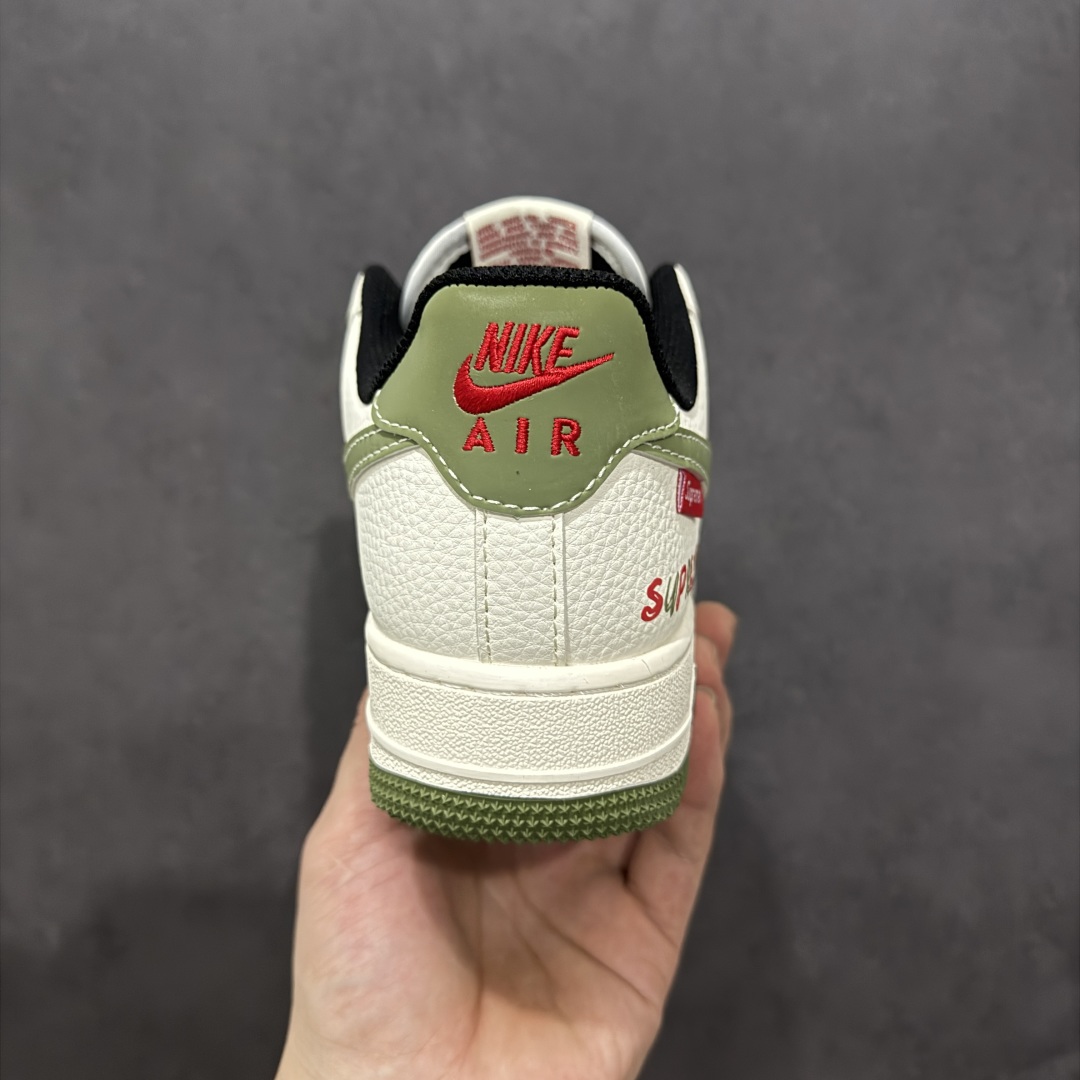  
【定制版】Nike Air Force 1 Low 07 x Supreme 白绿小钩
原楦头原纸板