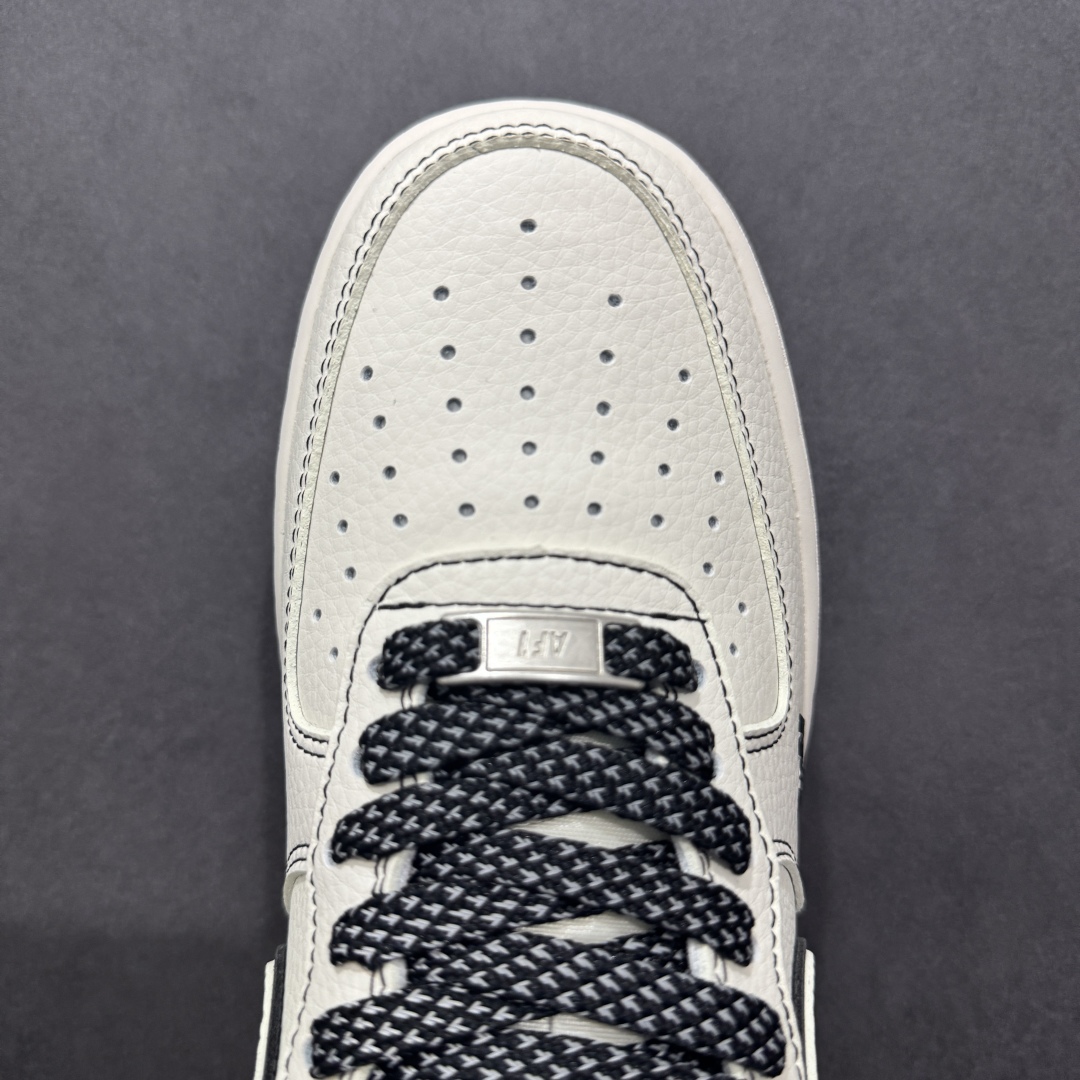  
【定制版】Nike Air Force 1 Low 07 x BAPE 白黑双小钩满天星
原楦头原纸