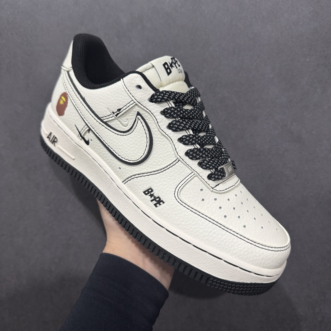 
【定制版】Nike Air Force 1 Low 07 x BAPE 白黑双小钩满天星
原楦头原纸