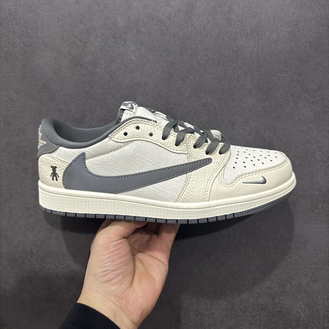 280  【定制版】Travis Scott x Fragment Design x Air Jordan 1 Low OG SP AJ1 乔1 暴力熊联名 米灰亚麻 低帮文化休闲板鞋  XS2024-005