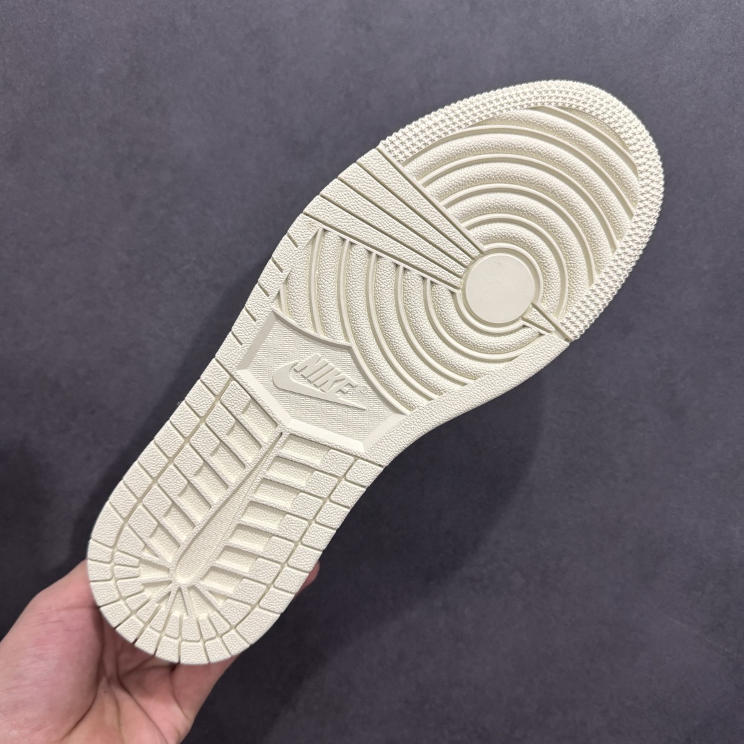 【定制版】Travis Scott x Fragment Design x Air Jordan 1