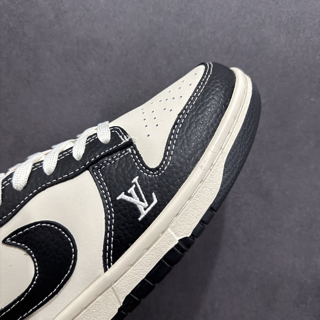  
【定制版】Nk SB Dunk Low LV联名-摩卡米黑周年高端定制 低帮休闲板鞋
#高端定制鞋盒