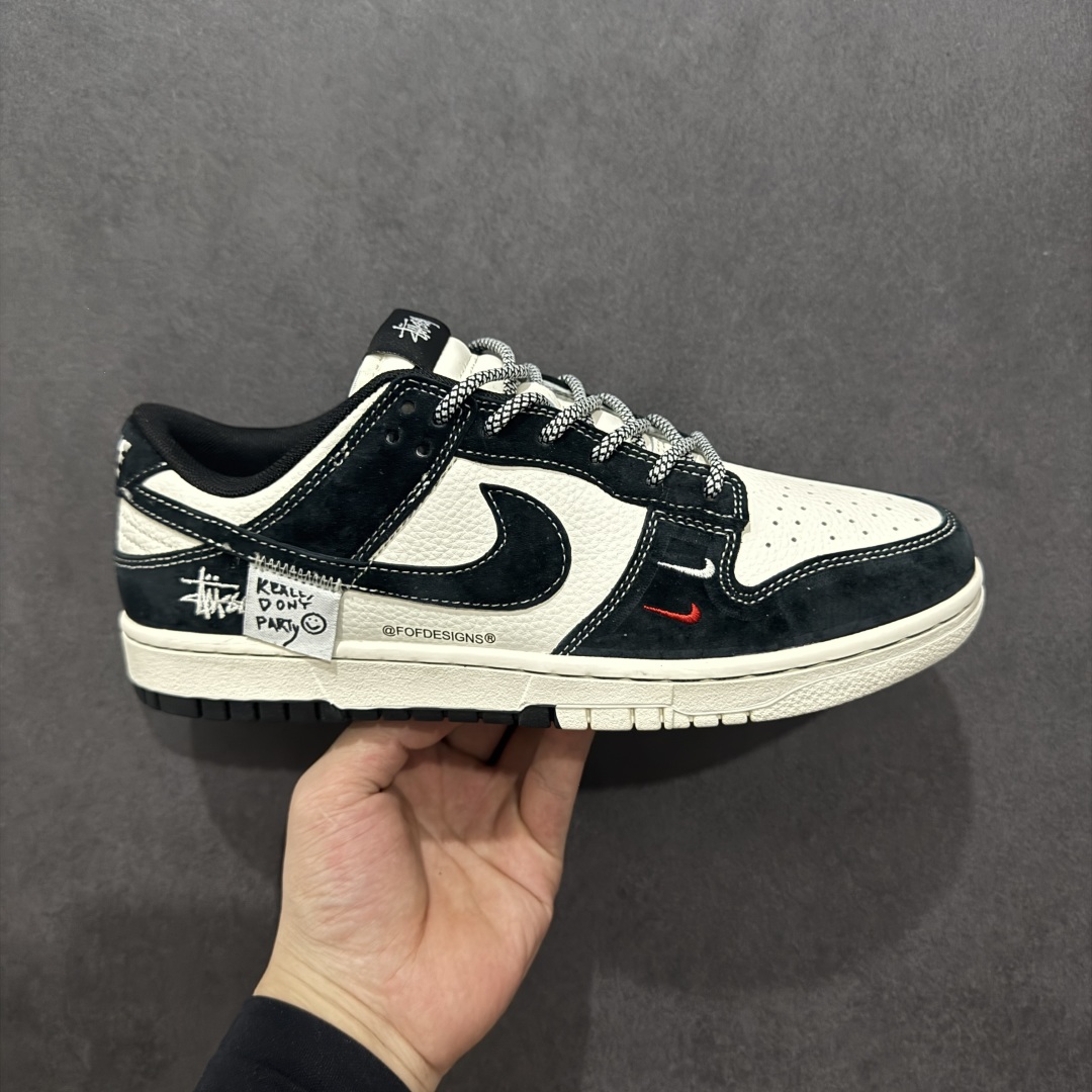  
【定制版】Nike SB Dunk Low x Stussy 黑白双小钩满天星
纯原大厂出品 极力推