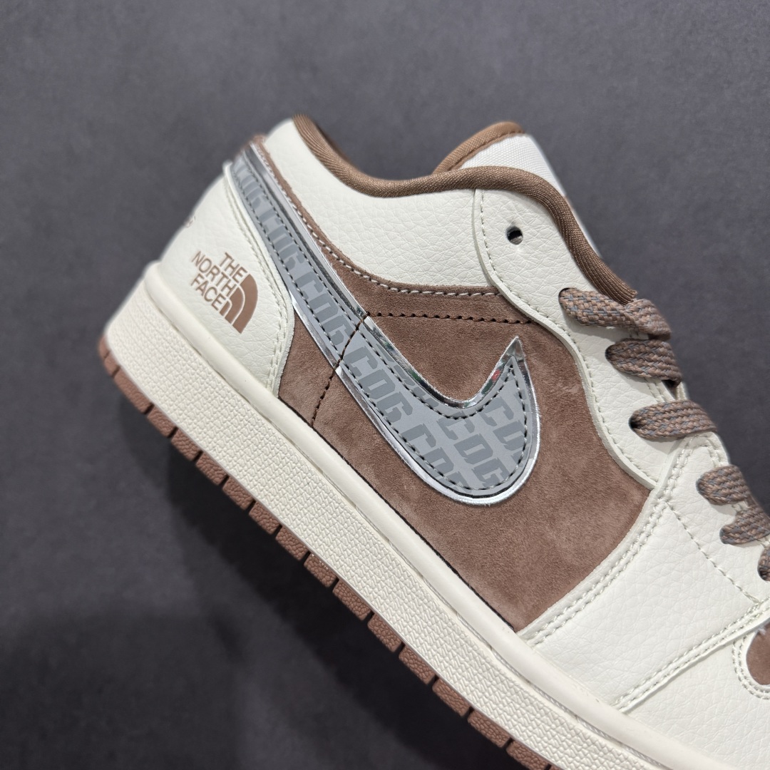  
【定制版】Air Jordan 1 Low 北面联名
高端定制 低帮复古篮球鞋 #定制鞋盒 大厂纯原