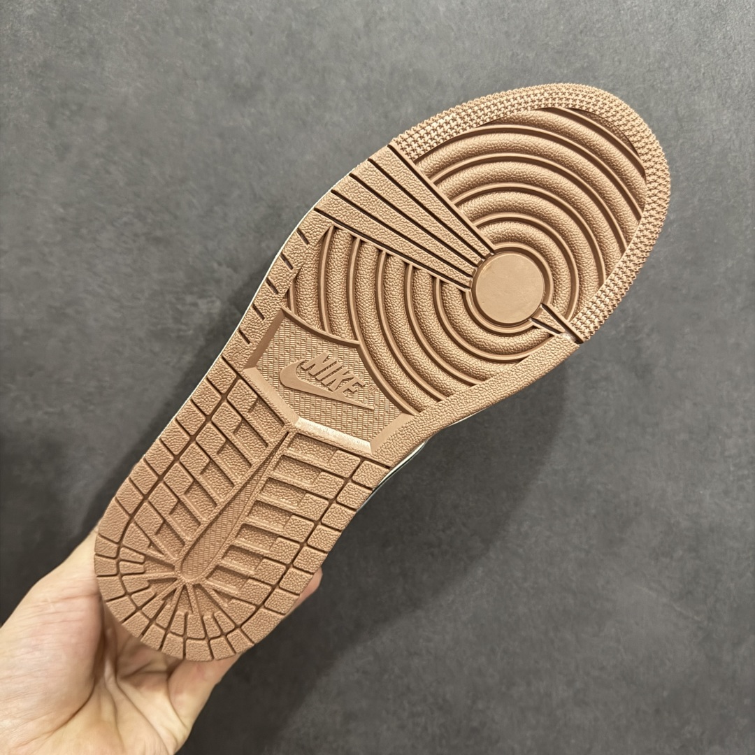  
【定制版】Air Jordan 1 Low 北面联名
高端定制 低帮复古篮球鞋 #定制鞋盒 大厂纯原