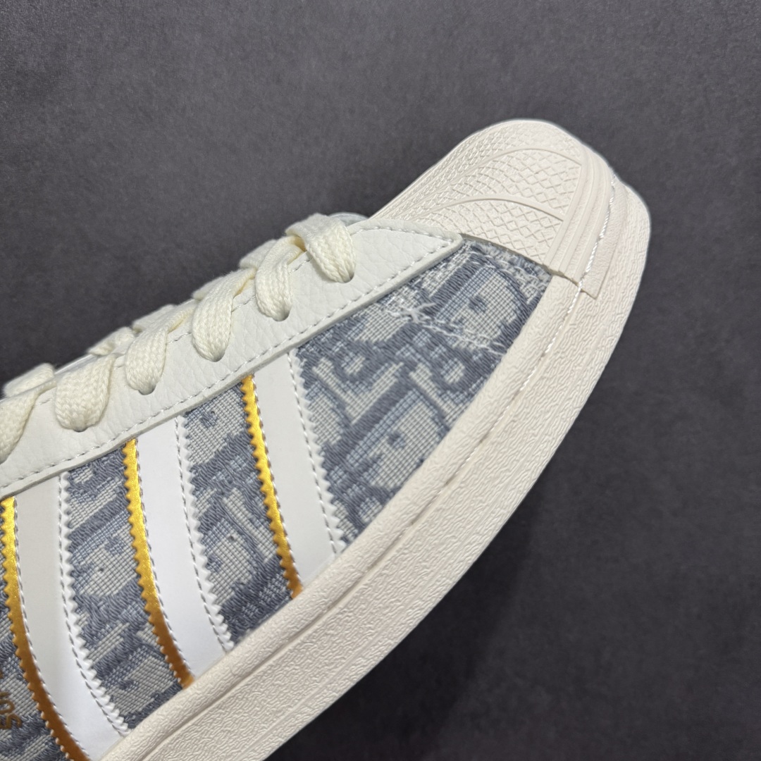  
【定制版】AD Originals Superstar x GUCCI 白灰
采用全新头层拼接皮革