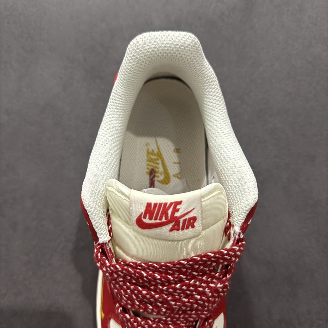  
【定制版】Nike Air Force 1 Low 07 白红金小钩
原楦头原纸板 打造纯正低帮空军