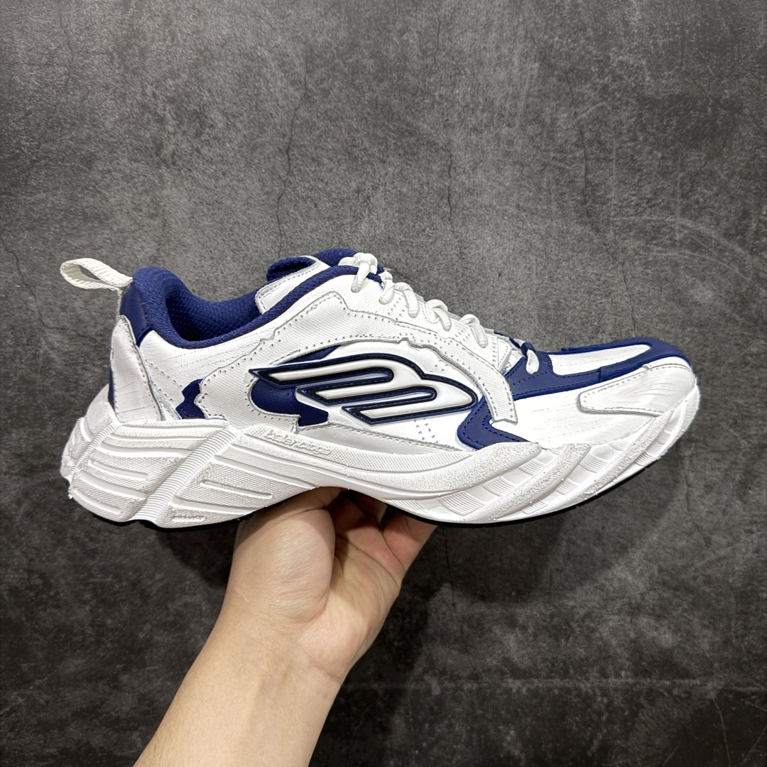  
【纯原】最新外贸批次 Balenciaga巴黎世家16代 MONDAY 白色

其前卫的设计、夸张的