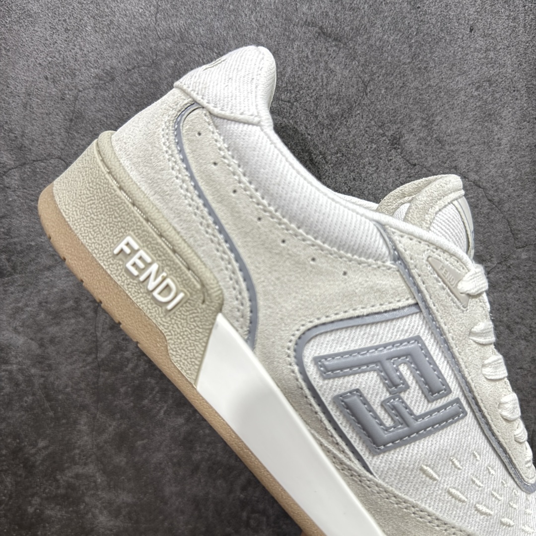 图片[7]-【广东纯原版本】Fendi芬迪match系列 情侣款 休闲运动板鞋原版购入开发 做货 这款FENDI Match系带运动鞋。鞋面饰有小穿孔 白色皮革材质 带米色绒面材质细节 抹茶绿皮革FF贴花 橡胶鞋底 侧面带FENDI字样配合送专柜精美包装 原版定制进口头层牛皮进口定制透气网里 原版开模TPU双色组合底 底厚 3CM 尺码 39 40 41 42 43 44 45 46-选品中心