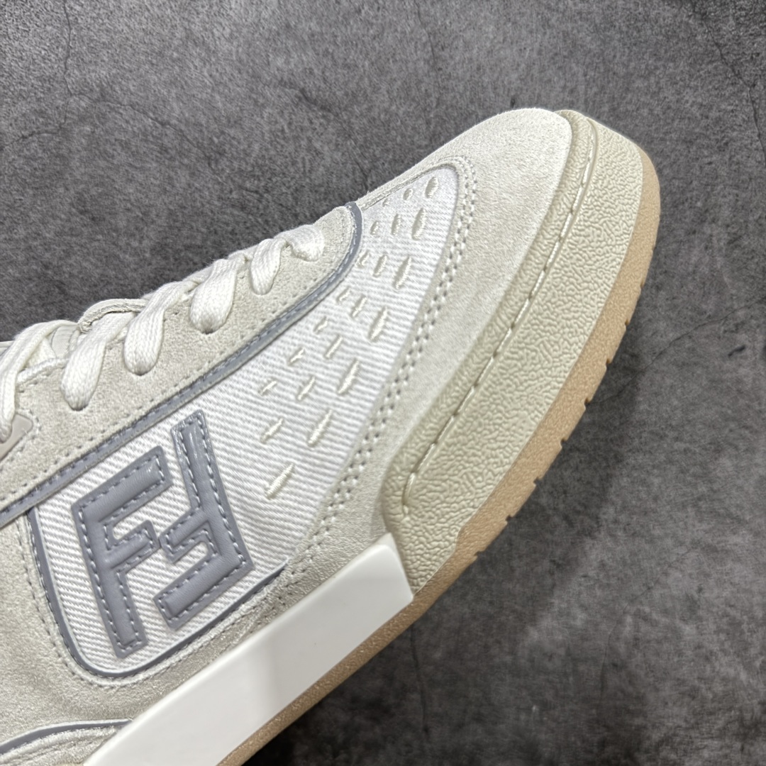 图片[6]-【广东纯原版本】Fendi芬迪match系列 情侣款 休闲运动板鞋原版购入开发 做货 这款FENDI Match系带运动鞋。鞋面饰有小穿孔 白色皮革材质 带米色绒面材质细节 抹茶绿皮革FF贴花 橡胶鞋底 侧面带FENDI字样配合送专柜精美包装 原版定制进口头层牛皮进口定制透气网里 原版开模TPU双色组合底 底厚 3CM 尺码 39 40 41 42 43 44 45 46-选品中心
