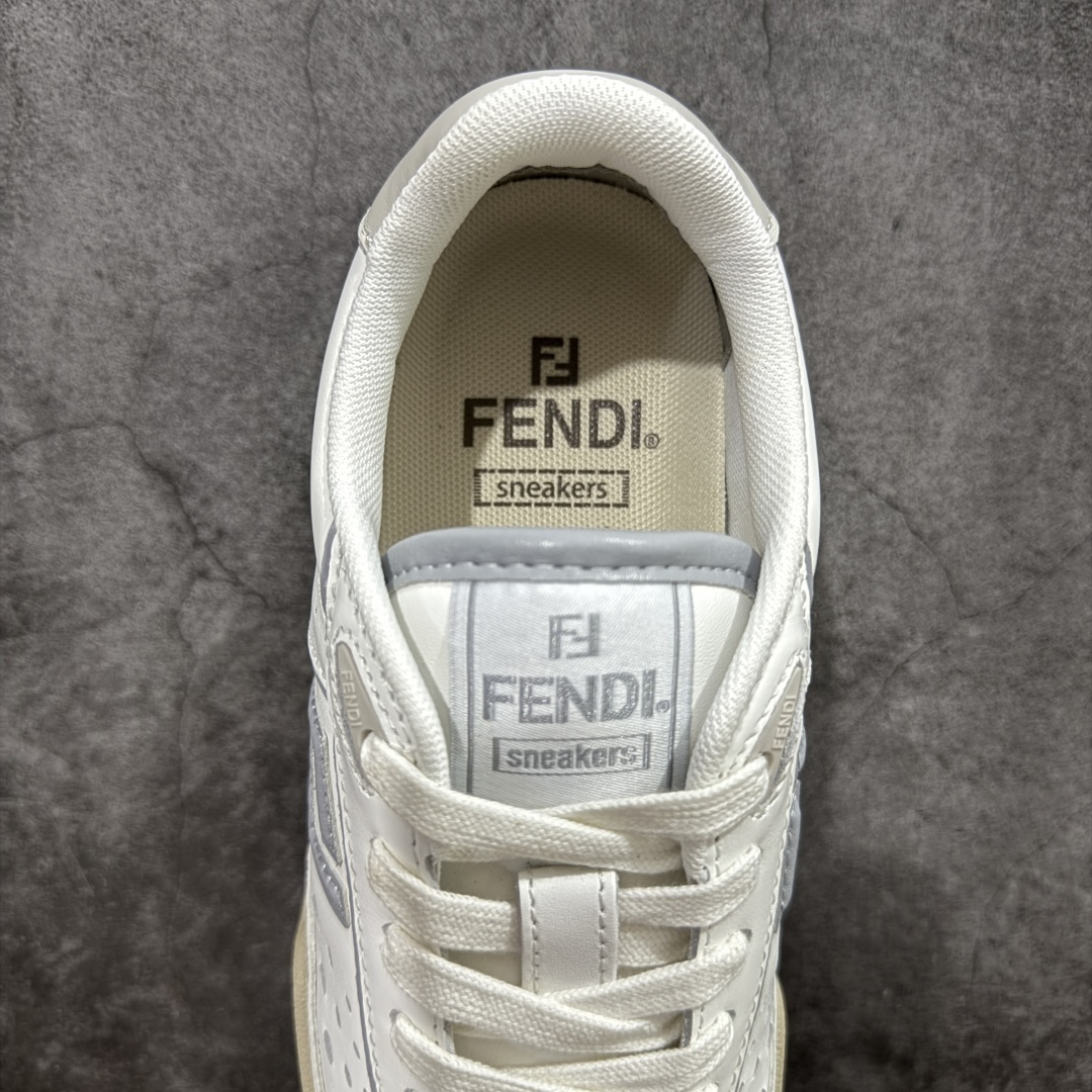 图片[8]-【广东纯原版本】Fendi芬迪match系列 情侣款 休闲运动板鞋原版购入开发 做货 这款FENDI Match系带运动鞋。鞋面饰有小穿孔 白色皮革材质 带米色绒面材质细节 抹茶绿皮革FF贴花 橡胶鞋底 侧面带FENDI字样配合送专柜精美包装 原版定制进口头层牛皮进口定制透气网里 原版开模TPU双色组合底 底厚 3CM 尺码 39 40 41 42 43 44 45 46-选品中心