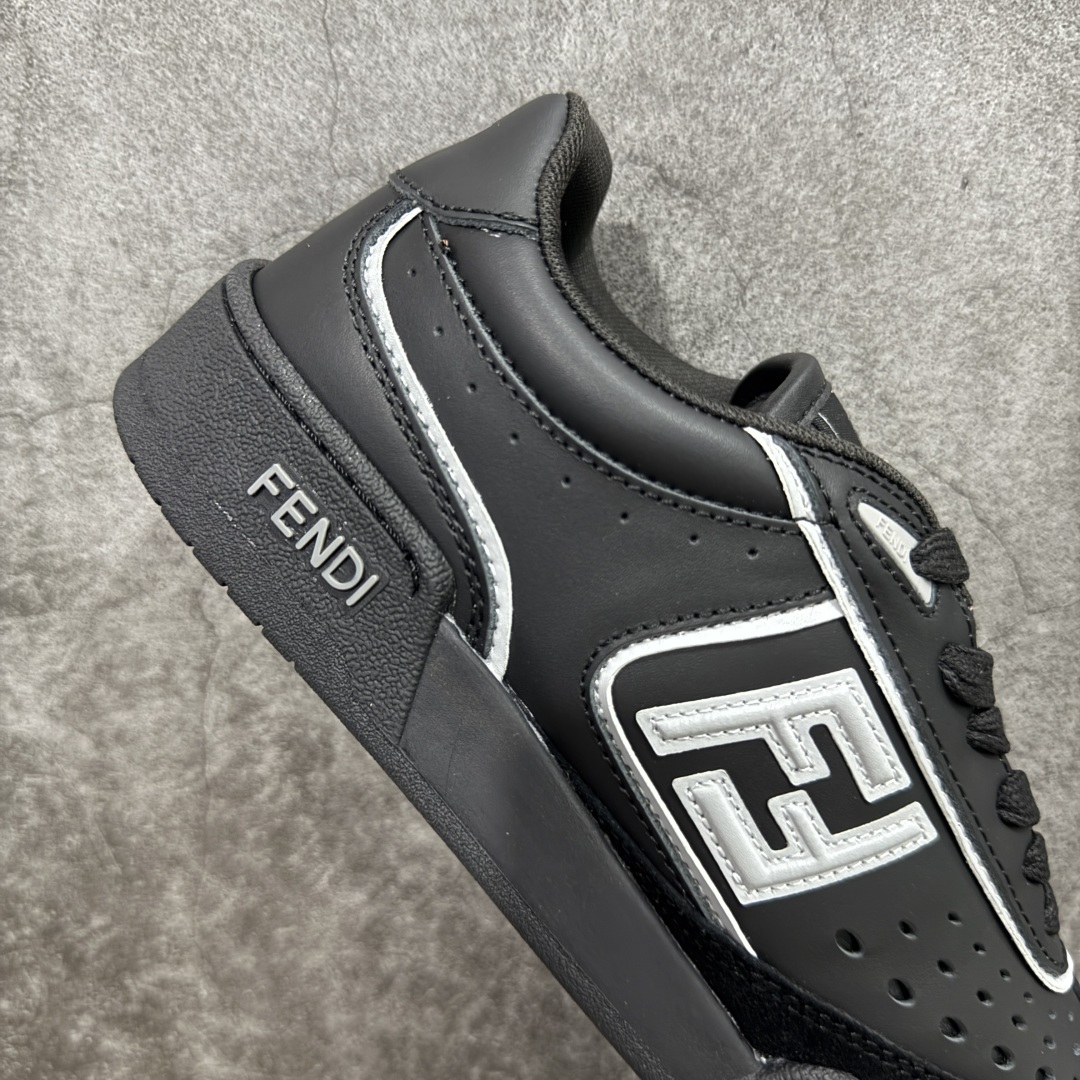 图片[7]-【广东纯原版本】Fendi芬迪match系列 情侣款 休闲运动板鞋原版购入开发 做货 这款FENDI Match系带运动鞋。鞋面饰有小穿孔 白色皮革材质 带米色绒面材质细节 抹茶绿皮革FF贴花 橡胶鞋底 侧面带FENDI字样配合送专柜精美包装 原版定制进口头层牛皮进口定制透气网里 原版开模TPU双色组合底 底厚 3CM 尺码 39 40 41 42 43 44 45 46-选品中心