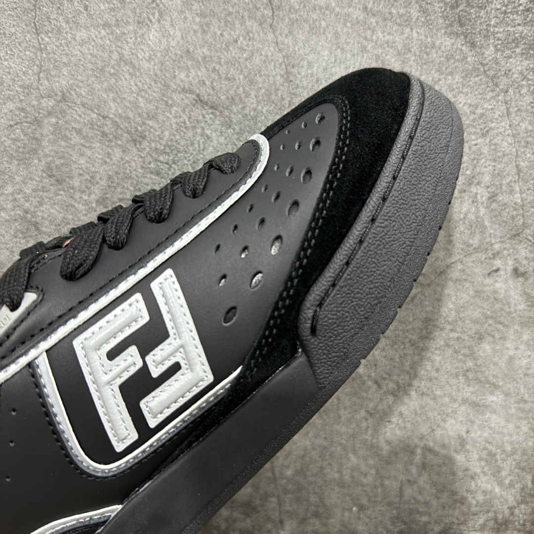 图片[6]-【广东纯原版本】Fendi芬迪match系列 情侣款 休闲运动板鞋原版购入开发 做货 这款FENDI Match系带运动鞋。鞋面饰有小穿孔 白色皮革材质 带米色绒面材质细节 抹茶绿皮革FF贴花 橡胶鞋底 侧面带FENDI字样配合送专柜精美包装 原版定制进口头层牛皮进口定制透气网里 原版开模TPU双色组合底 底厚 3CM 尺码 39 40 41 42 43 44 45 46-选品中心