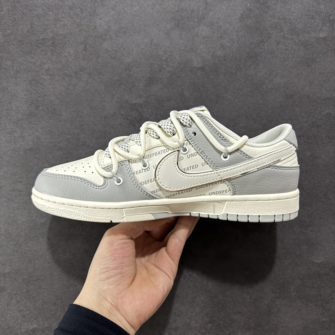 300  【定制版】Nike SB Dunk Low UN系列 绑带字幕白勾 周年高端定制 低帮休闲板鞋 DM6868-079