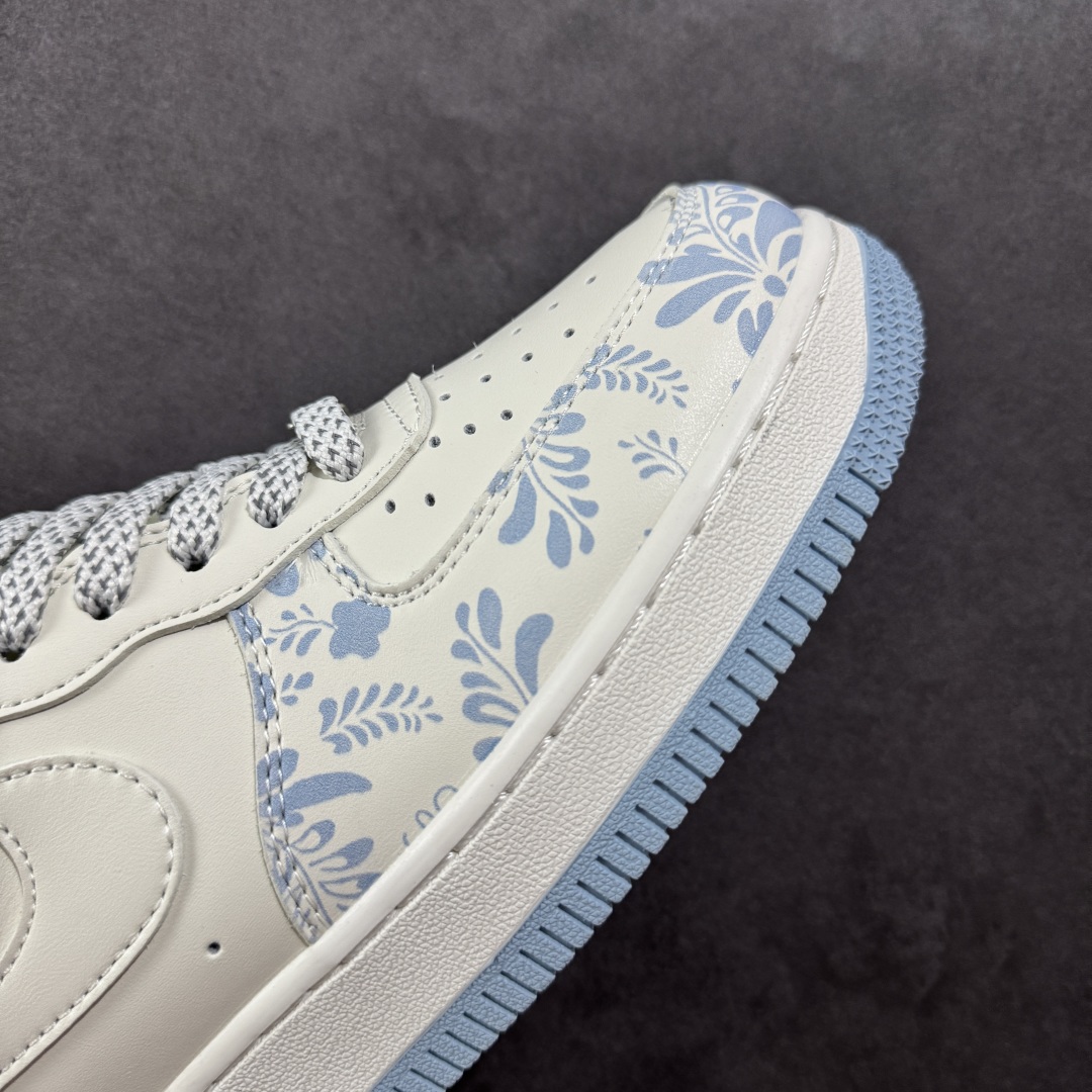 260  【定制版】Nike Air Force 1'07 Low Supreme联名 青花 空军一号低帮休闲板鞋 XX3168-137