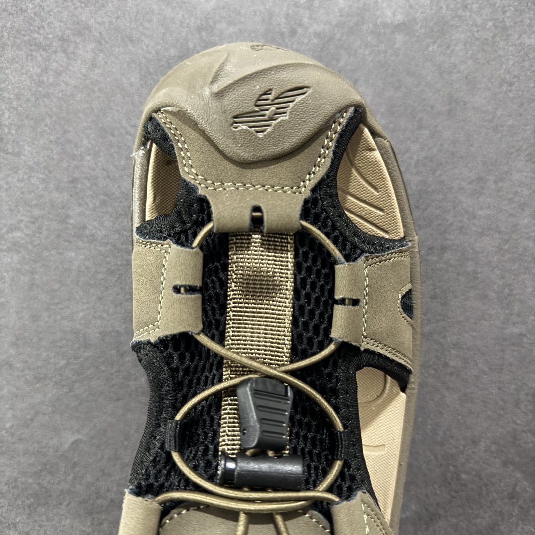 图片[8]-【公司级】ECCO爱步男鞋夏季新款户外凉鞋 沙滩鞋男鞋 越野系列 酷爽夏日出行 褪去厚重和繁琐的束缚 百看不厌的拼接鞋面，个性走势畅游盛夏 鞋面采用抽绳扣，适应各种脚型 防撞鞋头构造 橡胶半包结构 形成防撞保护 避免磕碰 采用MD按摩垫脚，U型结构包裹脚跟缓解疲劳 后跟魔术贴条 粘合强防止掉脚 回弹轻便鞋底 耐磨抗老化，具有较强抓地性和耐磨性，稳固支撑 尺码：38 39 40 41 42 43 44 45（皮鞋码）-选品中心