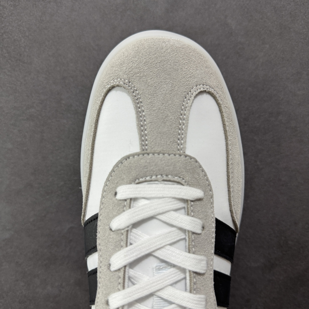 180  Adidas Barreda Decode 阿迪舒适减震低帮休闲板鞋  JI2315