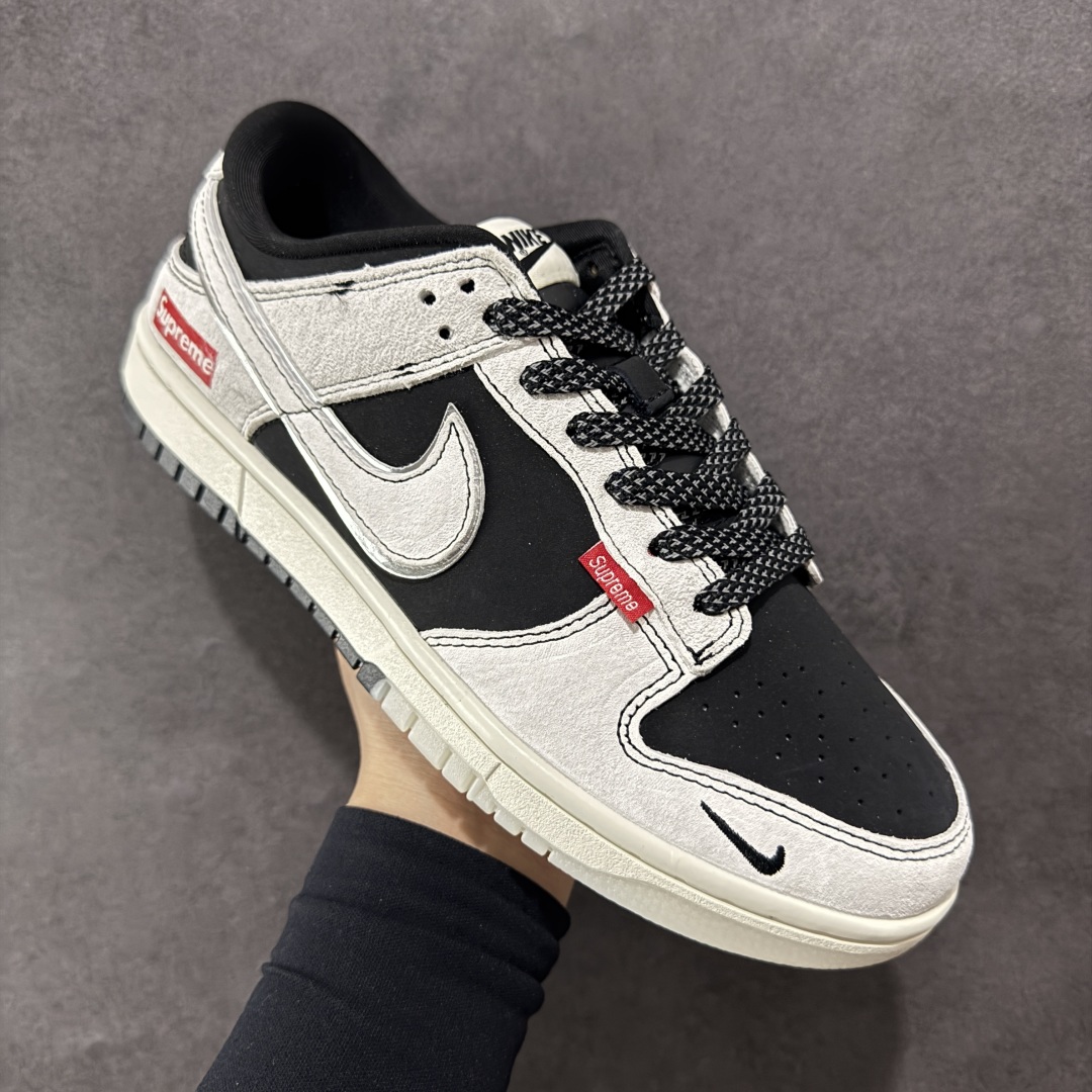 200  【定制版】Nk SB Dunk Low Supreme联名-麂皮米黑红 周年高端定制 低帮休闲板鞋  QF1568-147