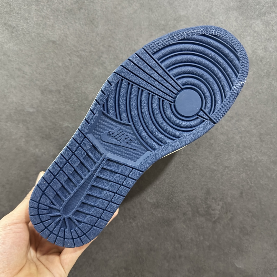280  【定制版】Air Jordan 1 Low AJ1 乔1 LV联名 烟灰立体勾 高端定制 低帮复古篮球鞋 XS6086-557