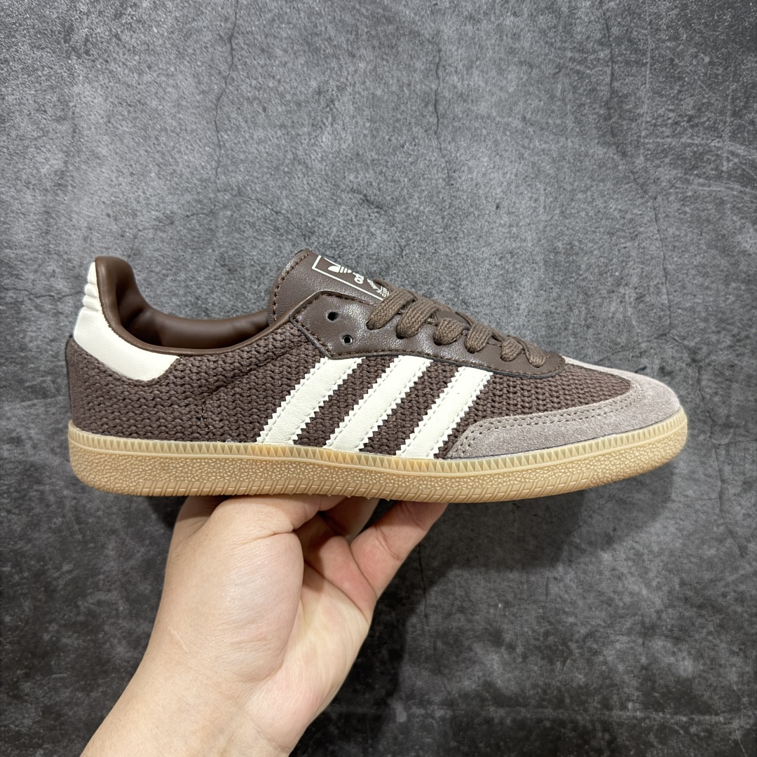  
【正确版】Adidas Samba OG 桑巴舞街头系列德训运动板鞋 
采用固色翻毛皮组合牛剖革鞋面