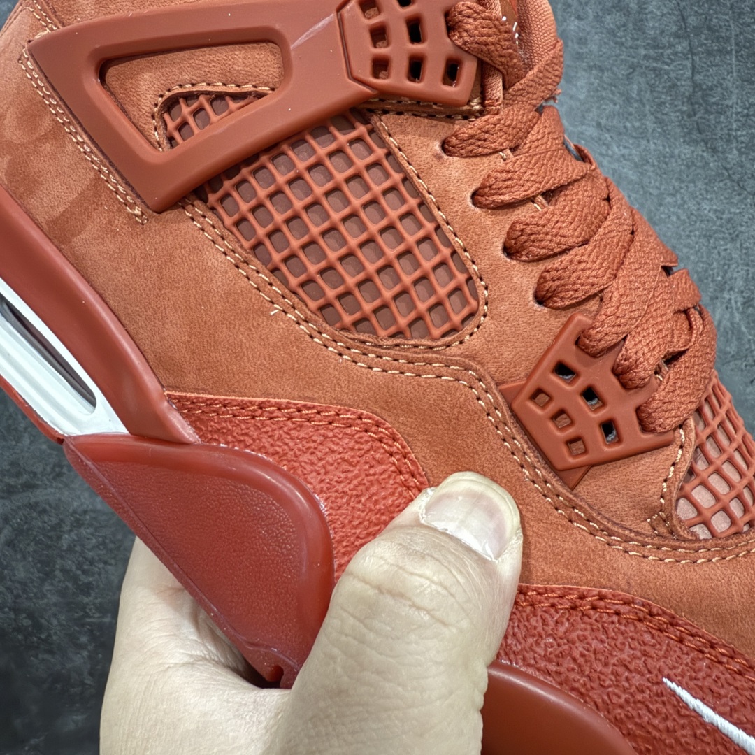 图片[4]-【OG纯原】Nigel Sylvester x Jordan Air Jordan 4 OG \”Brick by Brick\”BIKE 红砖 橙棕 OG纯原生产线出品 最高工艺制作 原装原材料组装 #原厂楦、纸板开发 纯粹韵味四代版型 #原底真实气垫 回弹反馈充足 完美鞋楦打造 市面最高工艺 一切细节如图实拍 所见所得‼️ 尺码： 40 40.5 41 42 42.5 43 44 44.5 45 46 47.5 48.5 从纽约皇后区街头到全球街骑版图，Nigel Sylvester 用车轮写故事，用风格立态度。此次与 Jordan Brand 的再度联名，以“Brick by Brick”为灵感，将坚持与积淀凝结进每一寸鞋面。 深红砖色包裹整双鞋身，象征城市坚硬的边角与不屈精神；精致翻毛皮材质搭配醒目的白色 Nike Air 后跟标志，复古气息与现代感交融；前掌微型 Swoosh 点睛细节，传达骑行与街头文化的融合信仰。 不是为跑而生，是为突破而来。 Brick by Brick——每一块砖，都是前行的力量。-选品中心