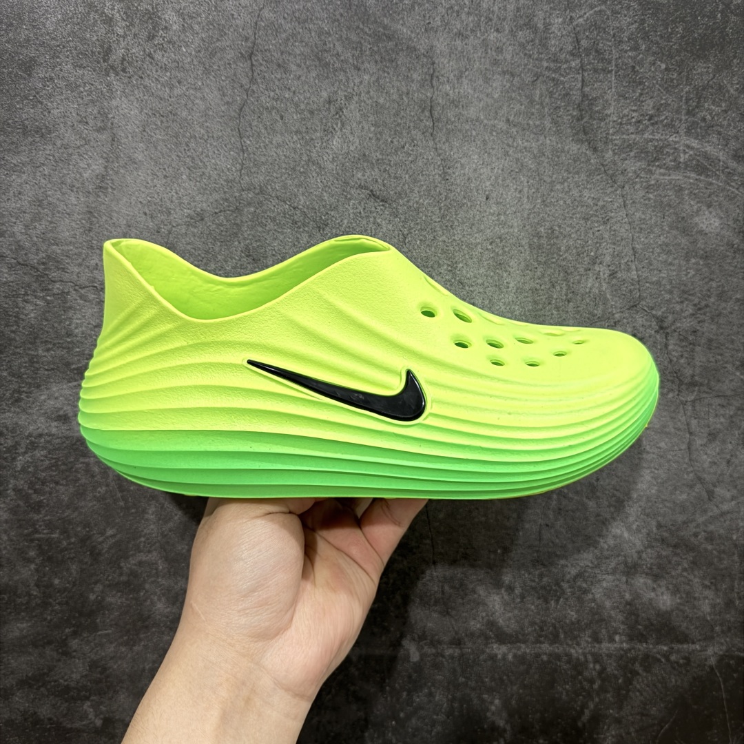 【公司级】NK Reactx Rejuven 8 新款夏季沙滩凉鞋拖鞋洞洞鞋 HV5062-001 采用质感柔软且出众回弹的 ReactX泡绵,发泡一体大底 脚感十分舒适,缔造非凡舒适的日常穿着体验,助你保持活力。  尺码:36-45 正码正拍-选品中心