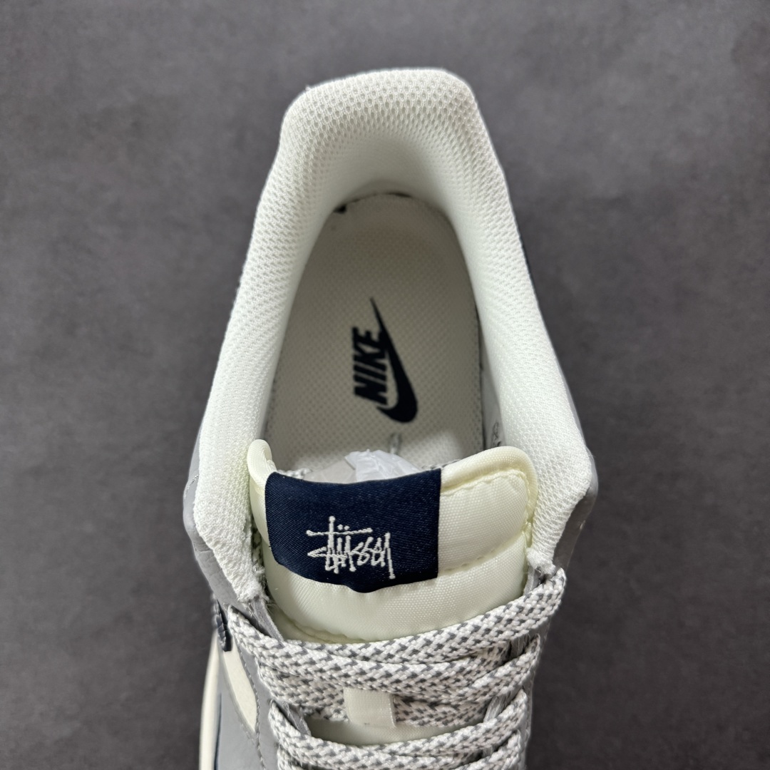 定制版海外限量发售NIke Air Force 1 '07 Low “斯图西联名——双拼火焰”空军一号 低帮 运动鞋 XS1958-555